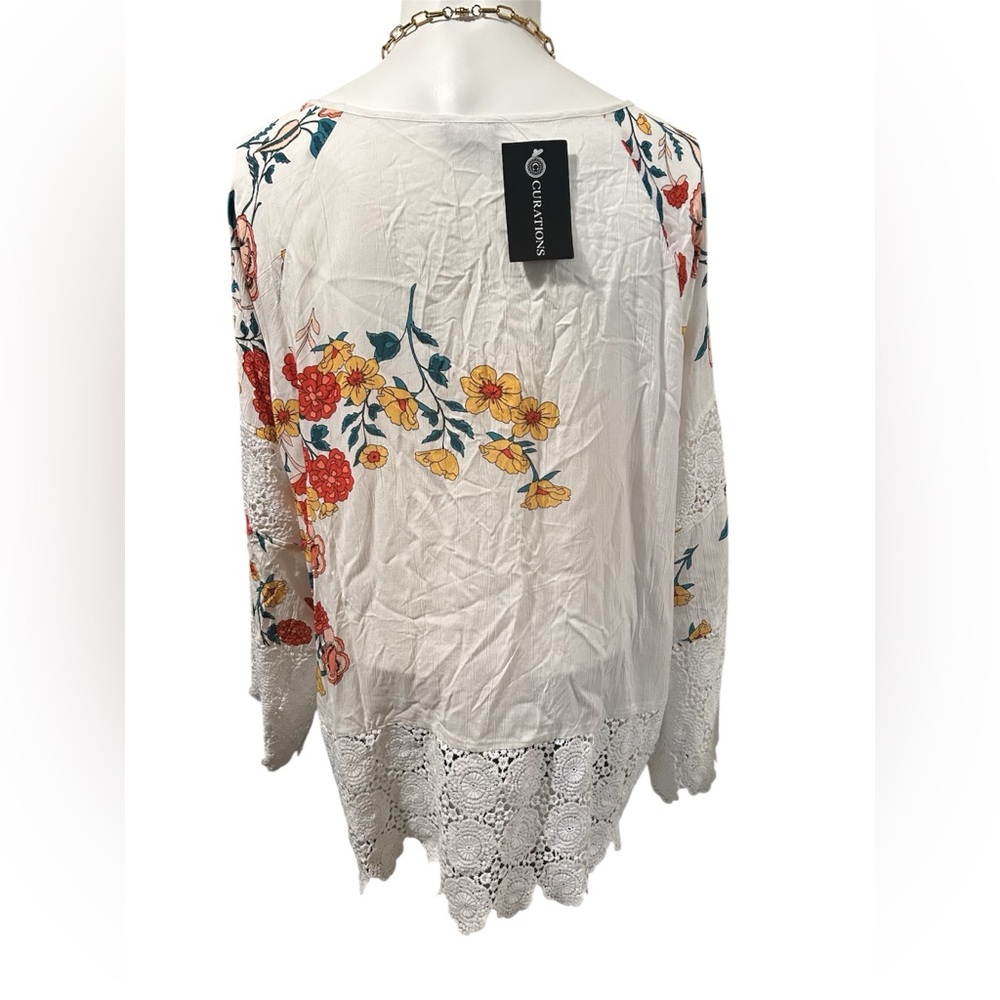 Boho Cream Floral Crochet-Hem Tunic Top - Picture 4 of 6